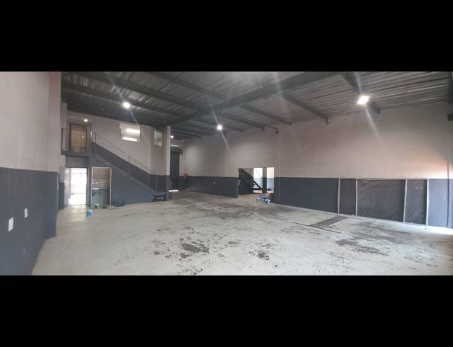 255M² MINI FACTORY TO LET IN STRIJDOMPARK